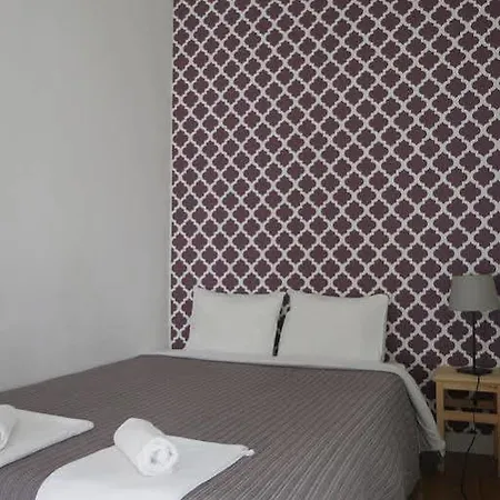 玛斯特罗斯之家公寓